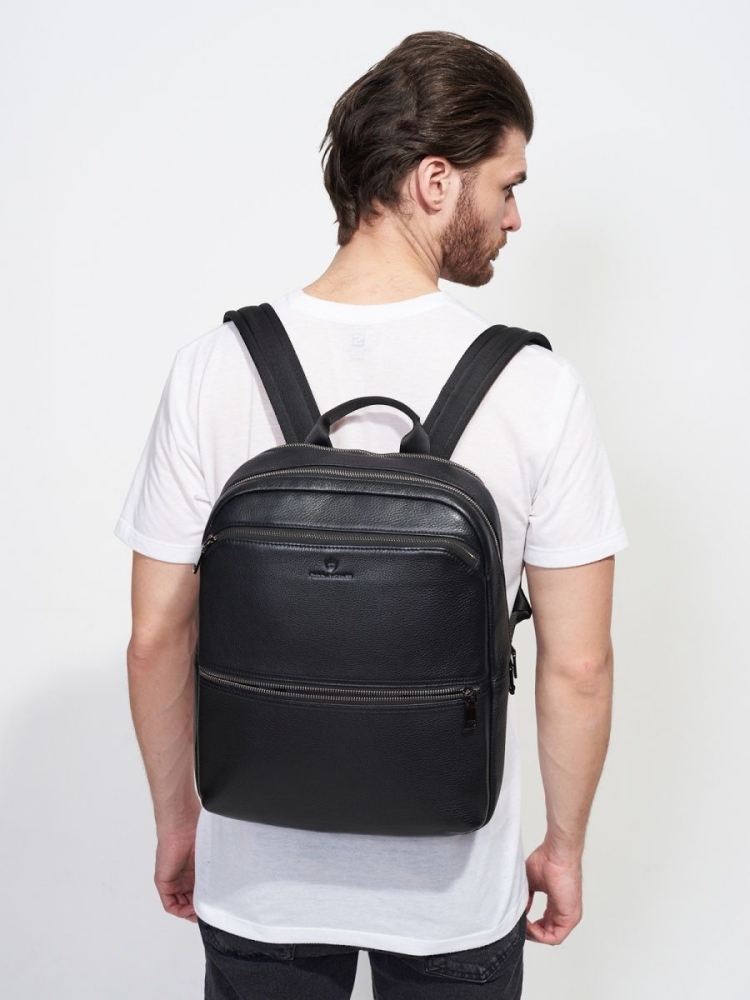 Мужской рюкзак кожаный Paul Rayner