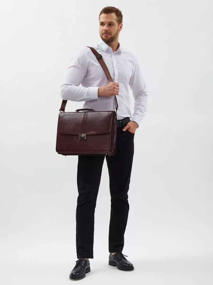 Деловой мужской кожаный портфель для документов и ноутбука с кодовым замком Paul Rayner 1-9504-1