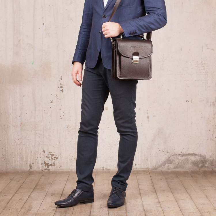 Компактный коричневый мужской портфель Bishop Brown