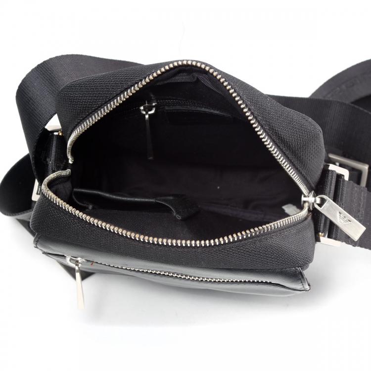 Маленькая сумка через плечо Giorgio Armani 3369