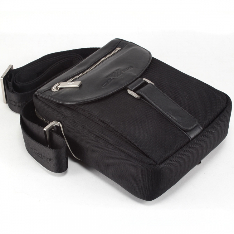 Маленькая сумка через плечо Giorgio Armani 3369